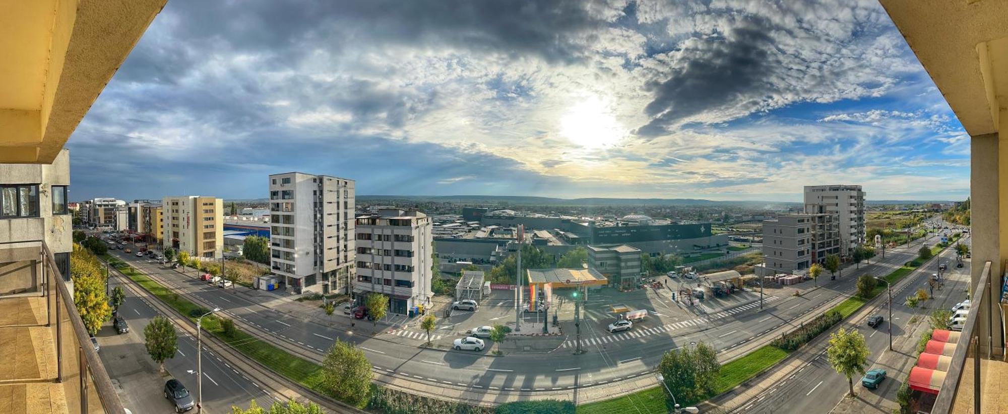 Fancy Apartament Promenada Balcon Panoramic, Parcare, Incalzire Pardoseala, Self Check In Craiova Exteriér fotografie